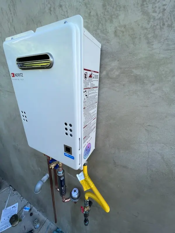 Tankless water heater installation for Calebs Meadows homes